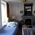 La Longere Des Gillettes Bed & Breakfast