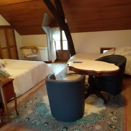 La Longère Des Gillettes 3*