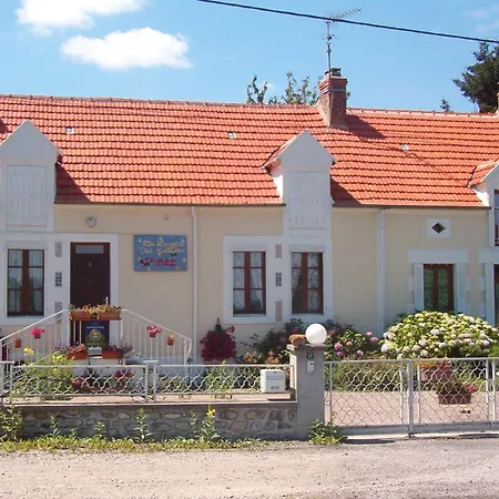 La Longere Des Gillettes 3* Bézenet