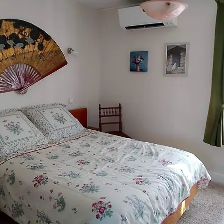 La Longère Des Gillettes Bed & Breakfast