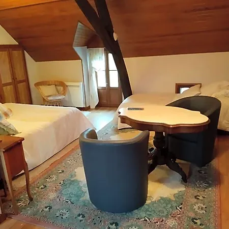 La Longère Des Gillettes 3* Bézenet